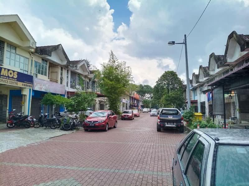 Kedai / Pejabat untuk Dijual di Taman Putri (Kulai) - Jeffrey Kiong - PropertyGuru.com.my