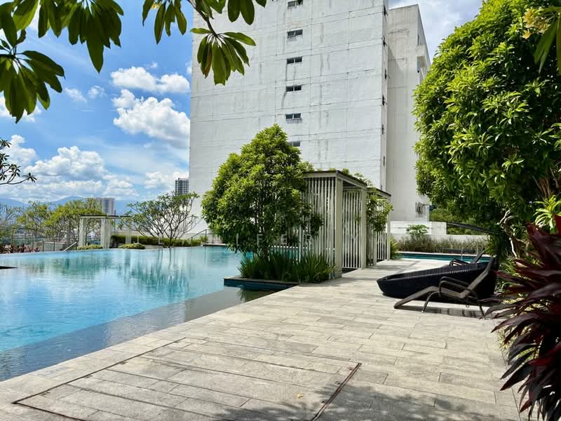 Condominium for Rent at Icon Residence - Jennifer Yap - Pool deck - PropertyGuru.com.my