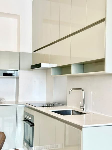 Servis Apartment untuk Disewa di Lucentia Residences - Rex Tan - Kitchen - PropertyGuru.com.my