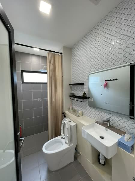 Rumah Teres 2 Tingkat untuk Disewa di Eco Grandeur (Puncak Alam) - Bill Lim - Bathroom - PropertyGuru.com.my