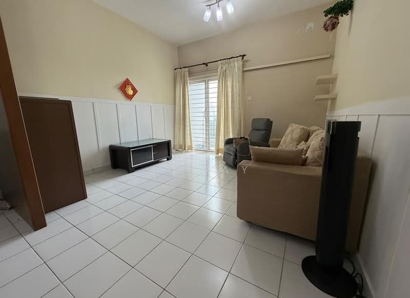 Kondominium untuk Disewa di Plaza Menjalara - JC Tay - Living Room - PropertyGuru.com.my