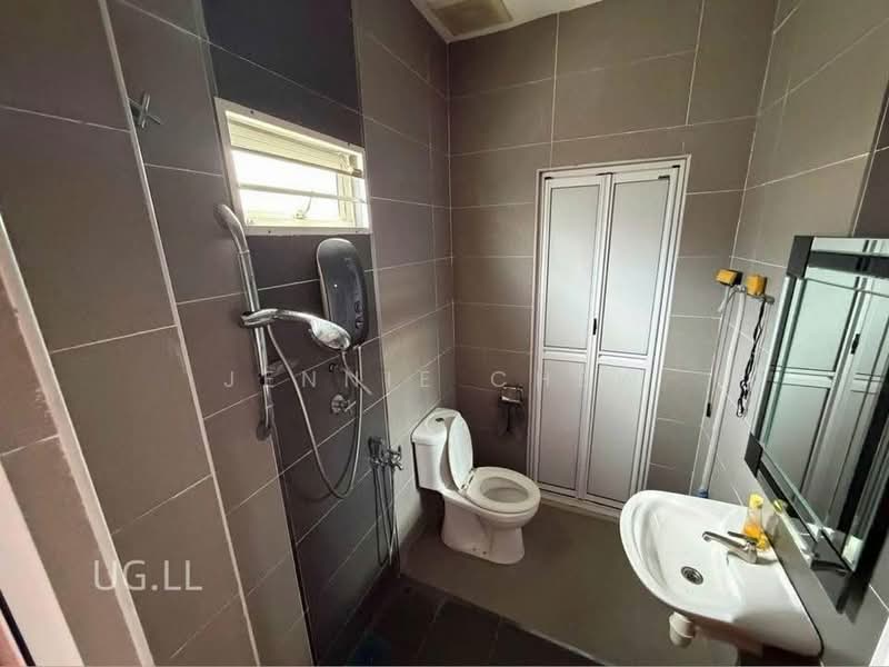 Rumah Teres untuk Dijual di Bandar Botanic (Klang) - Jennie Chew - Bathroom - PropertyGuru.com.my