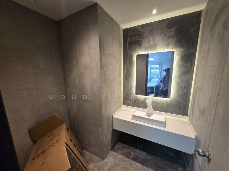 Pejabat untuk Disewa di KLCC (KL City Centre) - Mohd Fitri MF - Bathroom - PropertyGuru.com.my