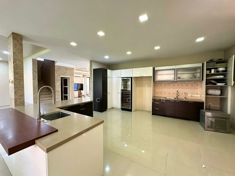 Bungalow for Rent in Cheras (Kuala Lumpur) - Joyce Chan - Kitchen - PropertyGuru.com.my
