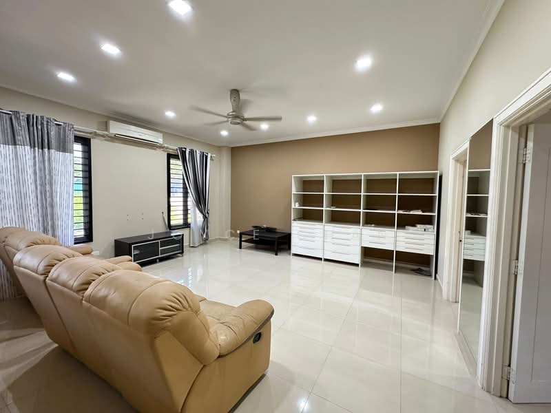 Bungalow for Rent in Cheras (Kuala Lumpur) - Joyce Chan - Living Room - PropertyGuru.com.my