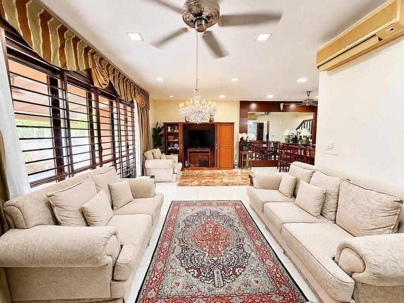 Rumah Berkembar untuk Dijual di Tropicana Indah (Kota Damansara) - Vincent Liaw - Living Room - PropertyGuru.com.my