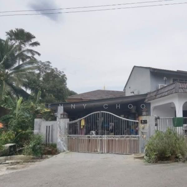 2-storey Terraced House for Sale in Taman Koperasi Polis (Batu) - Kenny Choo - Exterior - PropertyGuru.com.my