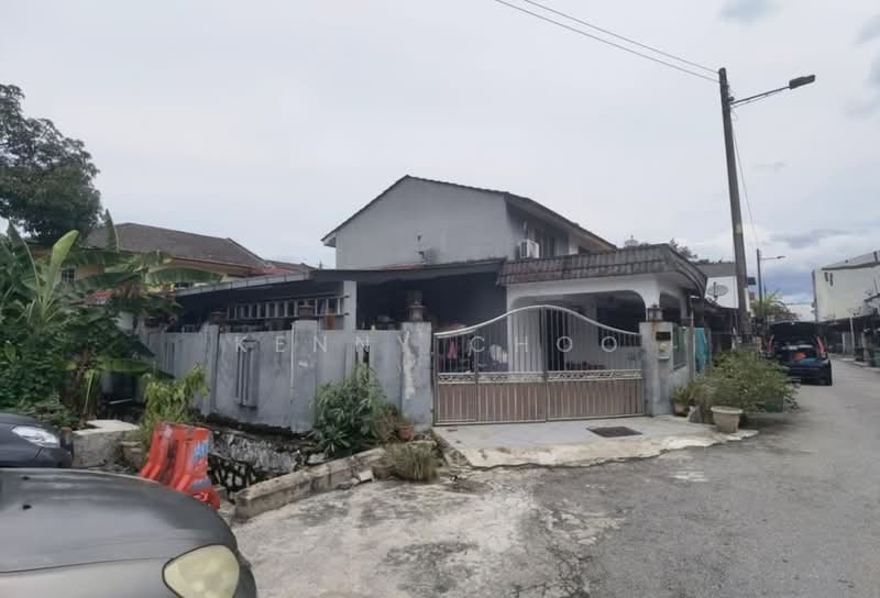 2-storey Terraced House for Sale in Taman Koperasi Polis (Batu) - Kenny Choo - Exterior - PropertyGuru.com.my