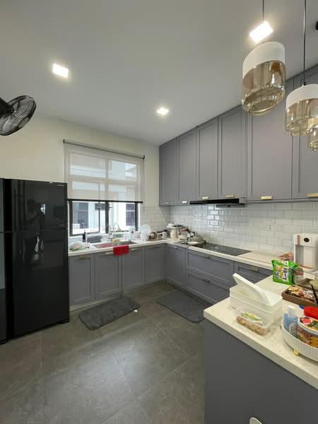 Rumah Teres 2 Tingkat untuk Disewa di Eco Grandeur (Puncak Alam) - Bill Lim - Kitchen - PropertyGuru.com.my