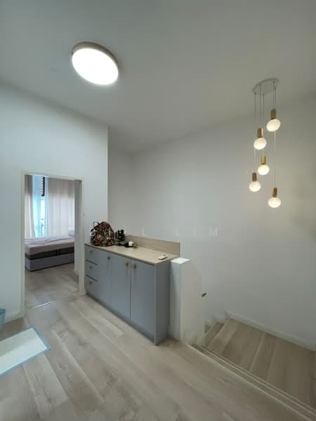 Rumah Teres 2 Tingkat untuk Disewa di Eco Grandeur (Puncak Alam) - Bill Lim - Corridor - PropertyGuru.com.my