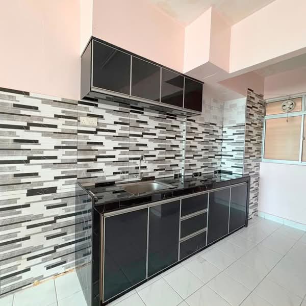 Apartment for Rent at The Rise Collection 2 - Ann Khor - Kitchen - PropertyGuru.com.my