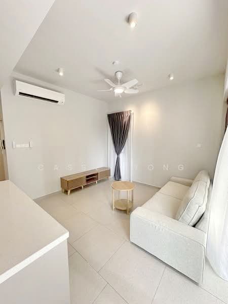 Servis Apartment untuk Disewa di Isola - Hacken Gan - Living Room - PropertyGuru.com.my