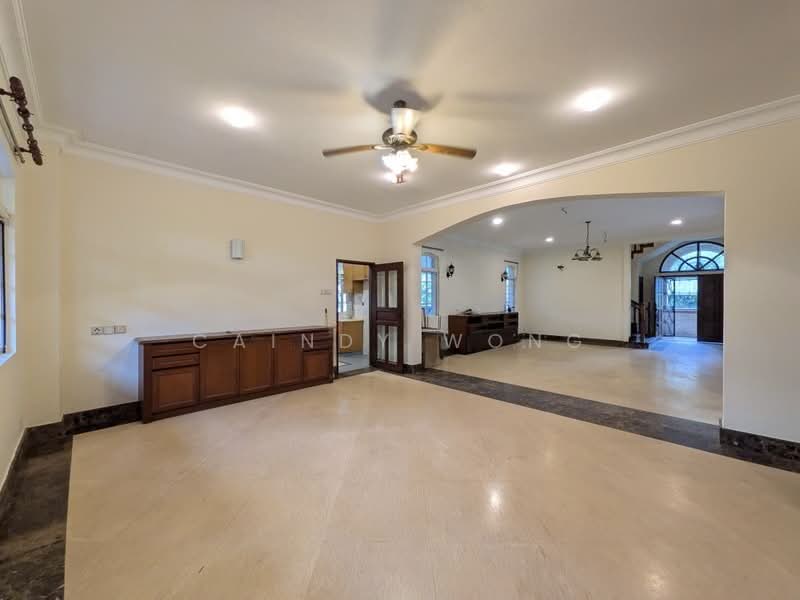 Rumah Banglo untuk Dijual di Seksyen U2 (Saujana) - Caindy Wong - Living Room - PropertyGuru.com.my