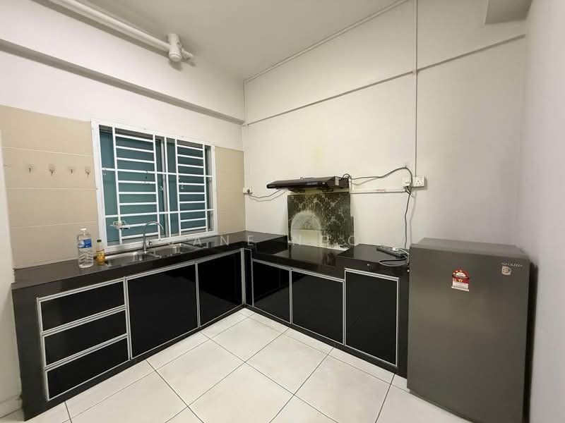Servis Apartment untuk Disewa di Akademik Suite - Jane Ngoi - Kitchen - PropertyGuru.com.my