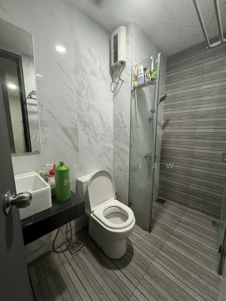 Servis Apartment untuk Disewa di Emporis - Eunice Law - Bathroom - PropertyGuru.com.my