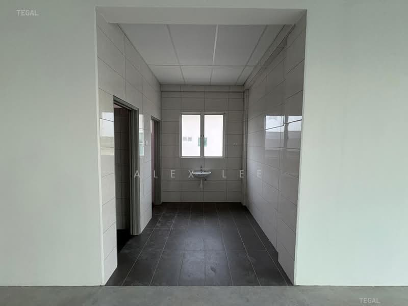 Gudang untuk Disewa di Shah Alam (Selangor) - Alex Lee - Bathroom - PropertyGuru.com.my