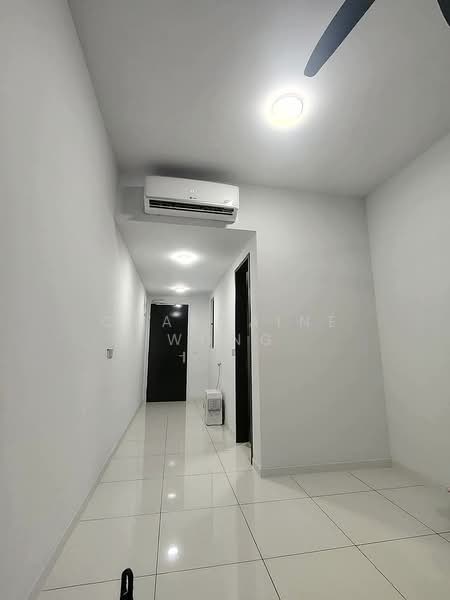 Condominium for Rent at The Valley Residences @ SkySierra - Charmaine Wong - Corridor - PropertyGuru.com.my