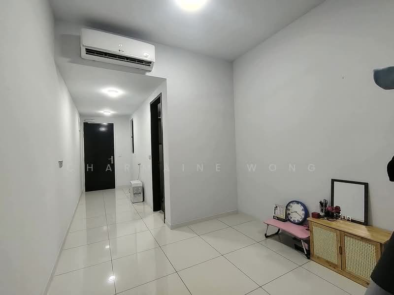Condominium for Rent at The Valley Residences @ SkySierra - Charmaine Wong - Corridor - PropertyGuru.com.my