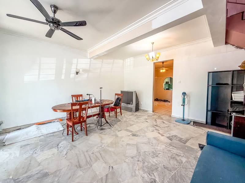 Rumah Teres 2 Tingkat untuk Dijual di Seksyen 13 (Shah Alam) - Izzat Zamros - PropertyGuru.com.my