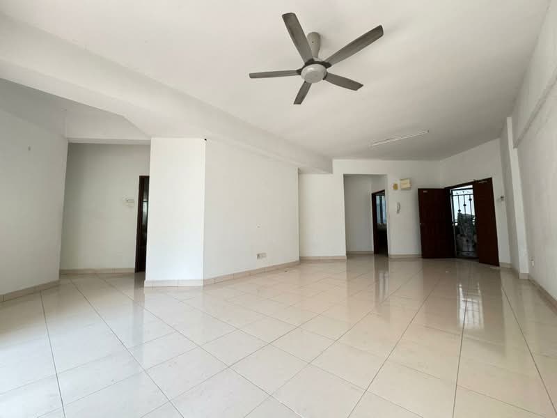 Kondominium untuk Dijual di Villa Wangsamas - Kin L - Living Room - PropertyGuru.com.my