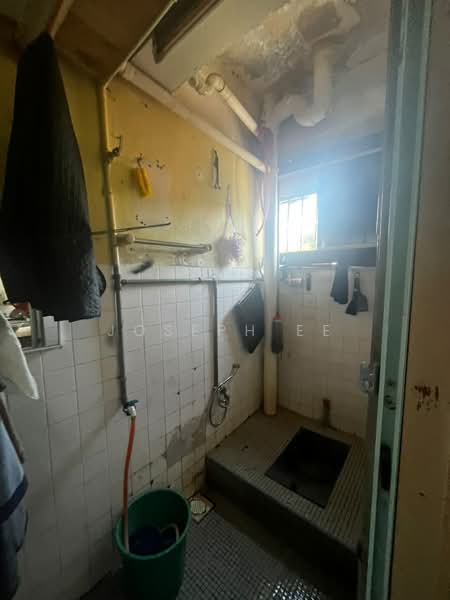Flat for Sale at Taman Bidara Flat - Joseph Ee - Bathroom - PropertyGuru.com.my