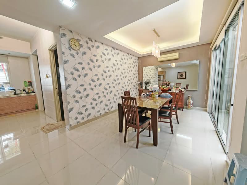 2.5-storey Terraced House for Sale in Cheras (Selangor) - Eason Wong - Dining Room - PropertyGuru.com.my