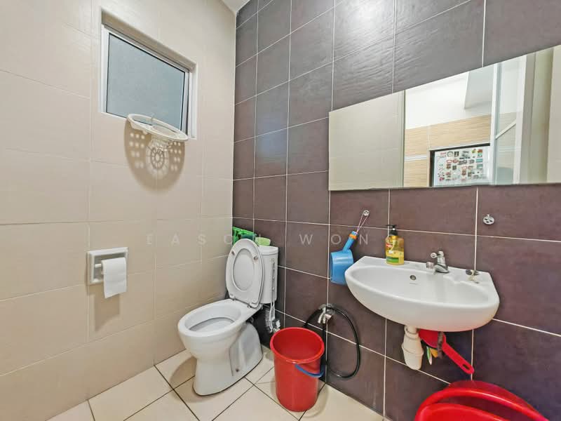 2.5-storey Terraced House for Sale in Cheras (Selangor) - Eason Wong - Bathroom - PropertyGuru.com.my