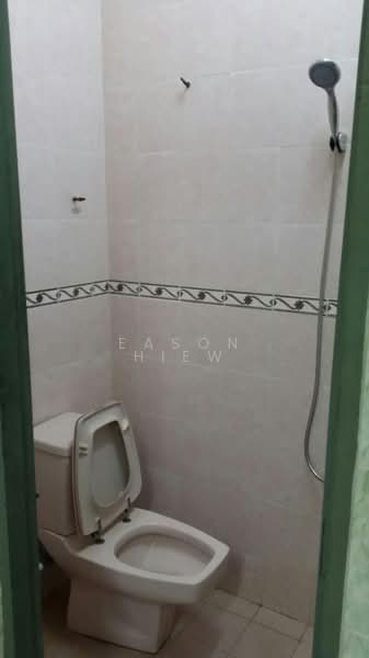2-storey Terraced House for Rent in Taman Sri Rampai (Wangsa Maju) - Eason Hiew - Bathroom - PropertyGuru.com.my