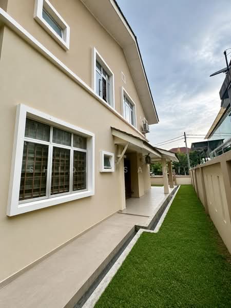Rumah Kluster untuk Dijual di Alam Suria (Puncak Alam) - Shiqin Saidin - Exterior - PropertyGuru.com.my