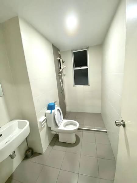 Kondominium untuk Disewa di Elit Heights @ Bayan City - Andy Lee - Bathroom - PropertyGuru.com.my