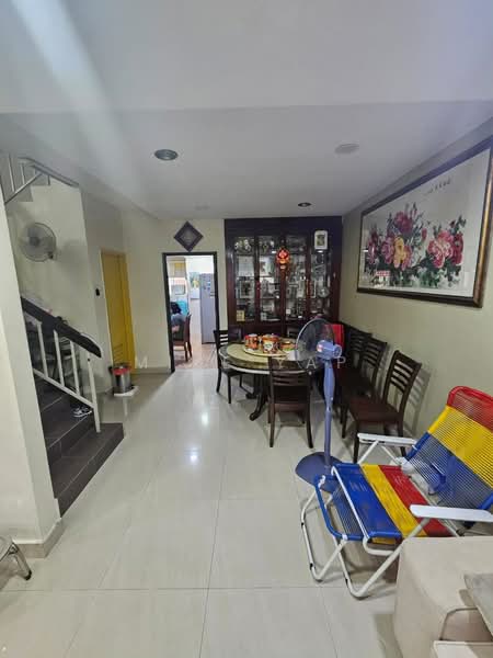 Rumah Teres 3 Tingkat untuk Dijual di Medan Idaman (Setapak) - Mike Yap - Living Room - PropertyGuru.com.my