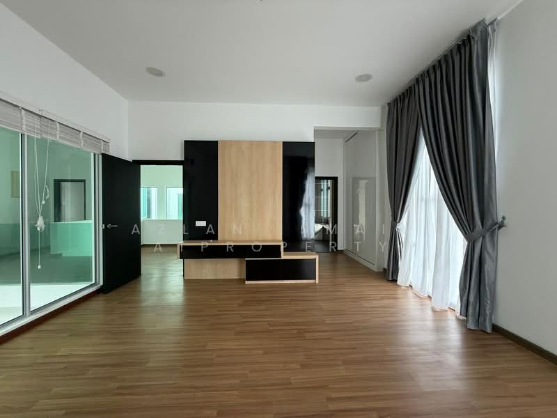 Rumah Berkembar untuk Dijual di Taman Nusa Bestari (Iskandar Puteri (Nusajaya)) - Azlan Ismail aiproperty - Living Room - PropertyGuru.com.my