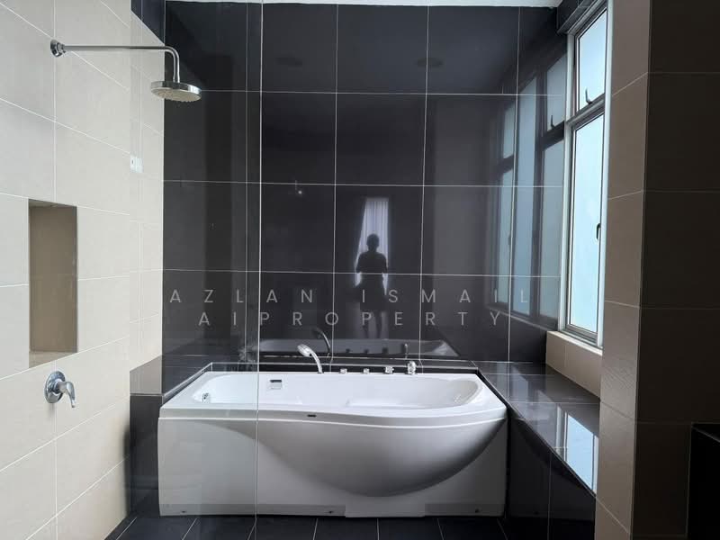 Rumah Berkembar untuk Dijual di Taman Nusa Bestari (Iskandar Puteri (Nusajaya)) - Azlan Ismail aiproperty - Bathroom - PropertyGuru.com.my