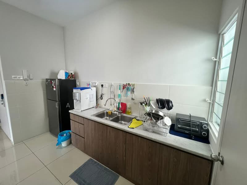 Service Residence for Sale at Parkland Residence - Lawrance Lim - PropertyGuru.com.my