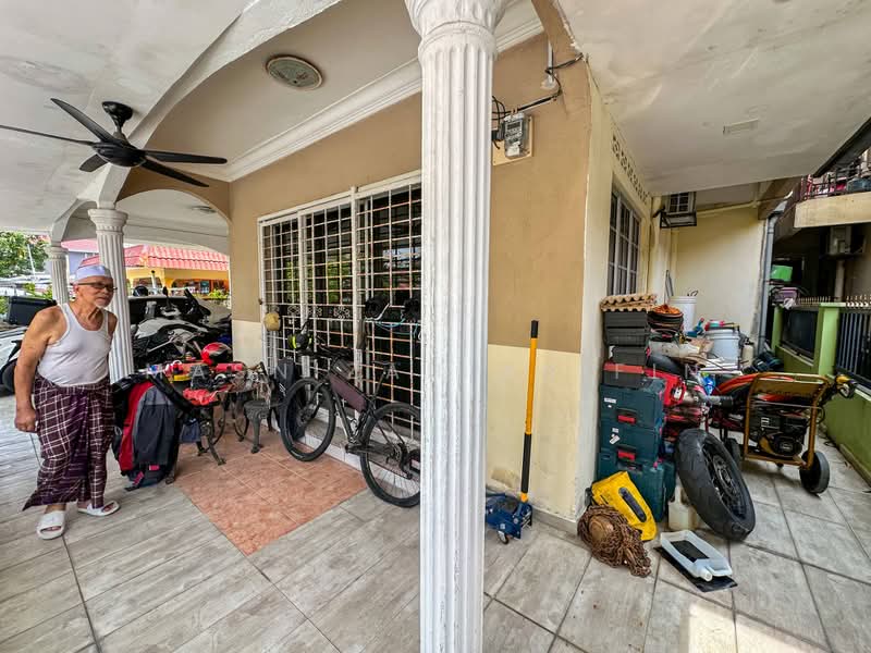Rumah Banglo untuk Dijual di Kampung Nakhoda (Selayang) - Masnizah Arifin - Exterior - PropertyGuru.com.my