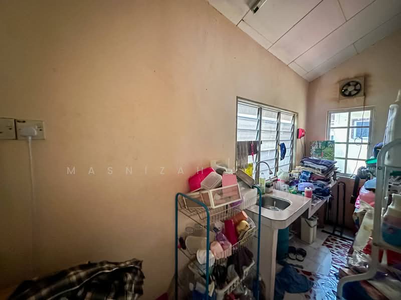 Rumah Banglo untuk Dijual di Kampung Nakhoda (Selayang) - Masnizah Arifin - Kitchen - PropertyGuru.com.my