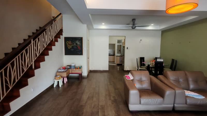 Rumah Teres 2 Tingkat untuk Dijual di Kemuning Utama (Shah Alam) - Chloe Tan - Living Room - PropertyGuru.com.my