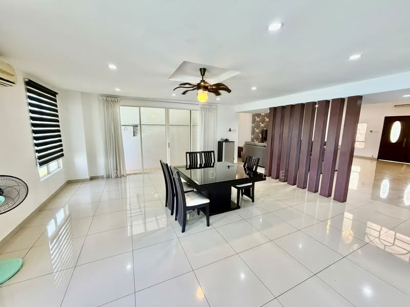 Condominium for Rent at Putra Marine Resort - Ronald Kee - Dining Room - PropertyGuru.com.my