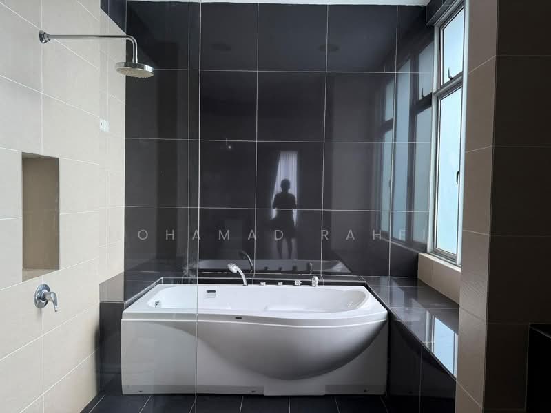 Rumah Berkembar untuk Dijual di Taman Nusa Bestari (Iskandar Puteri (Nusajaya)) - Mohamad Rahfi - Bathroom - PropertyGuru.com.my