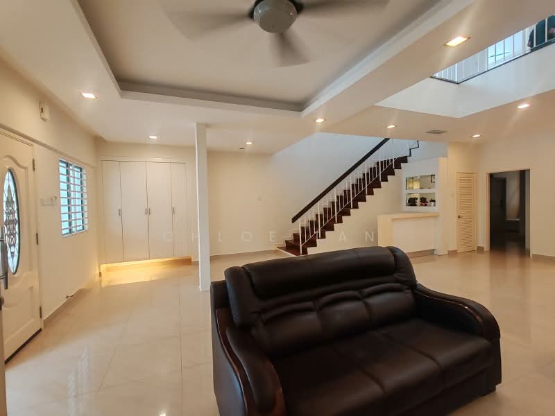 Rumah Teres 2 Tingkat untuk Dijual di Kota Kemuning (Shah Alam) - Chloe Tan - Living Room - PropertyGuru.com.my