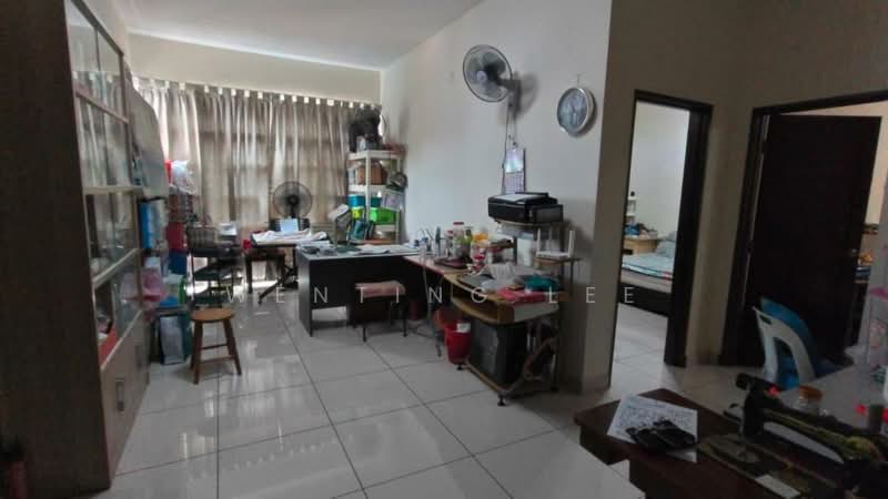Rumah Berkembar untuk Dijual di Skudai (Johor) - Wenting Lee - Study - PropertyGuru.com.my