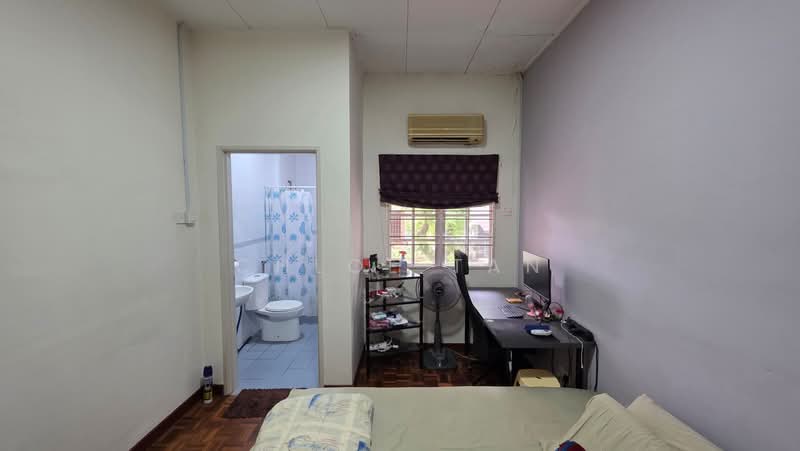 Rumah Teres 2 Tingkat untuk Dijual di Kota Kemuning (Shah Alam) - Chloe Tan - Bedroom - PropertyGuru.com.my