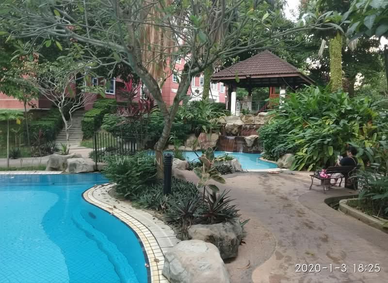 Pangsapuri untuk Dijual di D' Kiara Apartment - Wendy Lee - Pool - PropertyGuru.com.my