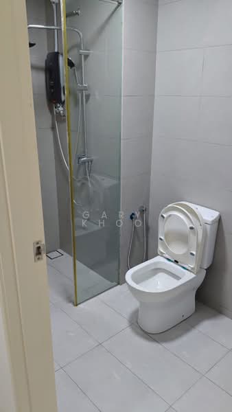 Kondominium untuk Disewa di Ferringhi Residence 2 - Gary Khoo - Bathroom - PropertyGuru.com.my