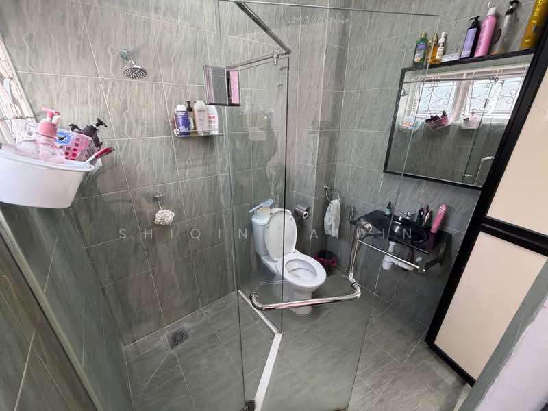 Rumah Teres 2 Tingkat untuk Dijual di Taman Pinggiran Ukay (Ulu Kelang) - Shiqin Saidin - Bathroom - PropertyGuru.com.my