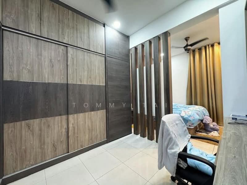 Cluster House for Sale in Taman Lagenda Putra (Kulai) - Tommy Tai - Bedroom - PropertyGuru.com.my