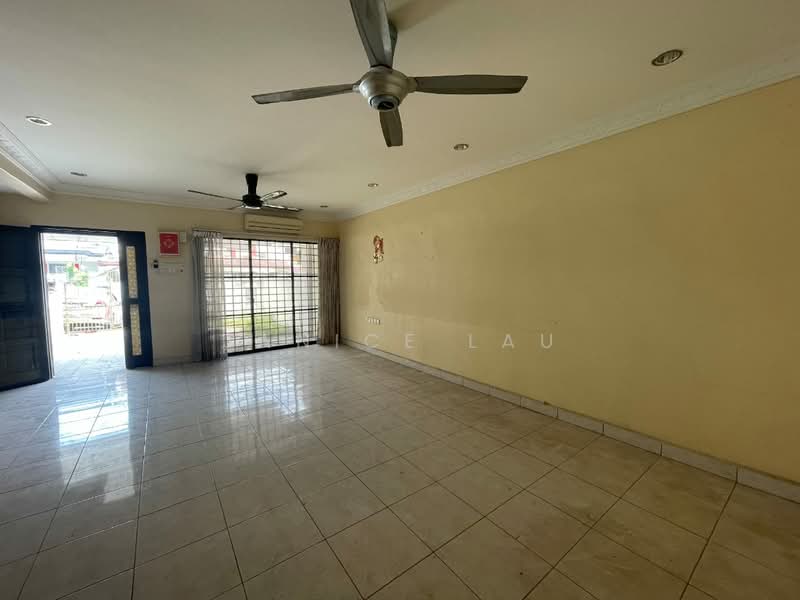 2-storey Terraced House for Sale in Bandar Damai Perdana (Cheras) - Janice Lau - Living Room - PropertyGuru.com.my
