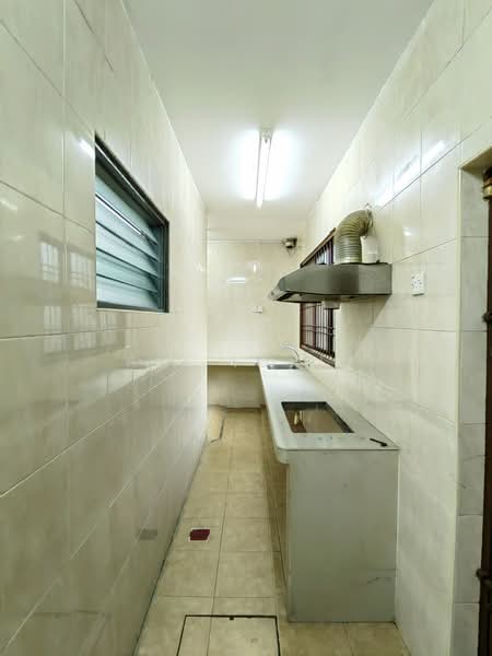 2-storey Terraced House for Sale in Bandar Mahkota Cheras (Cheras) - Ali Idris - Kitchen - PropertyGuru.com.my