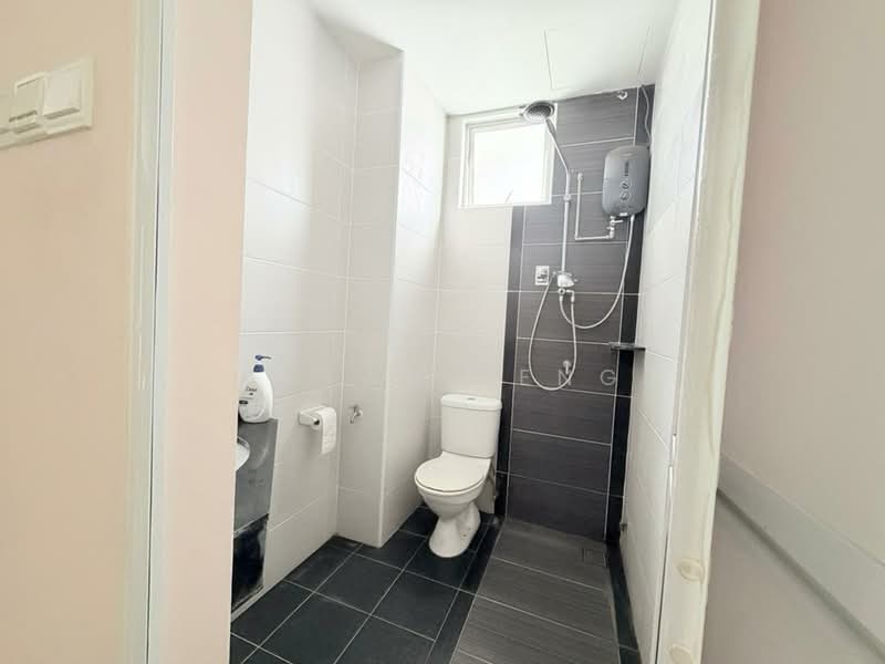 Condominium for Sale at The Oasis - Bryan Teng - Bathroom - PropertyGuru.com.my