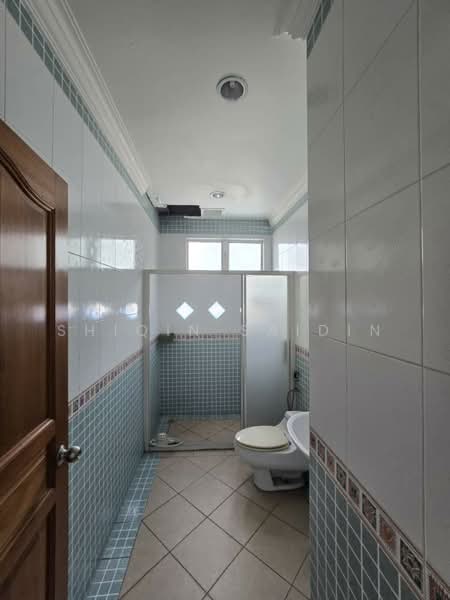 Rumah Banglo untuk Dijual di SS19 (Subang Jaya) - Shiqin Saidin - Bathroom - PropertyGuru.com.my